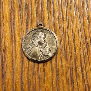 Silver Italian PPC Religious Medal Pendant Featuring Madonna & Child Design 925